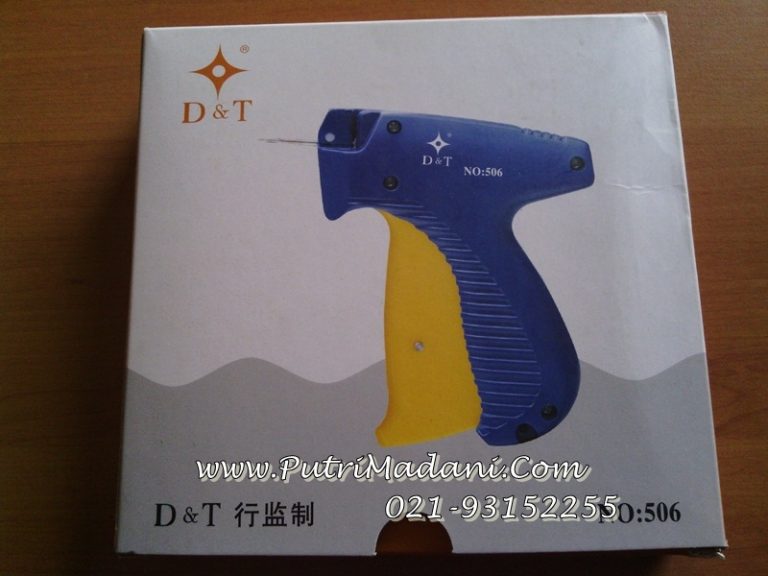 Cara gunakan tag gun dan tag pin untuk pasang hang tag