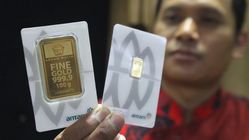 Attachment for Emas Hari Ini Turun Drastis: Waktunya Berinvestasi atau Lebih Baik Menunggu?