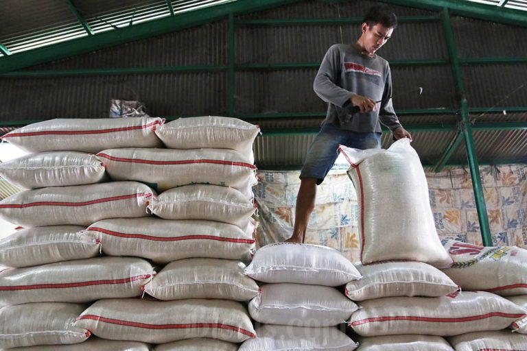 Harga Beras Premium-Medium Naik di Seluruh Wilayah